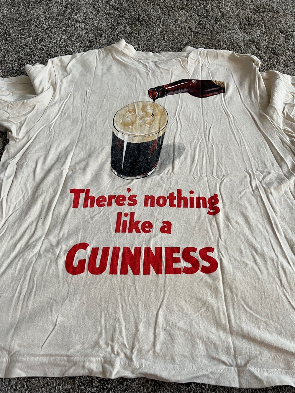 Guinness off White Tee with Gold Harp Logo. Large. Mens. Abercrombie & Fitch. - Picture 1 of 9